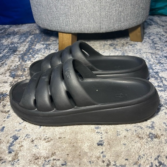 Ugg Sport Yeah Black Rubber Slip-On Sandals Size 10 - Picture 2 of 10